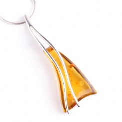 Bernsteinanhänger geschwungenes Trapez 