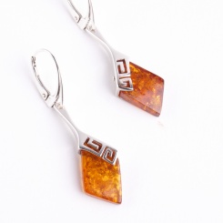 Bernsteinohrhänger Viereck Cognac 